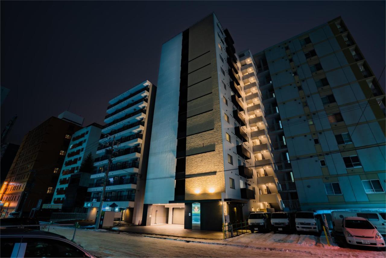 Randor Hotel Sapporo Suites Exteriér fotografie Residential complex in the city